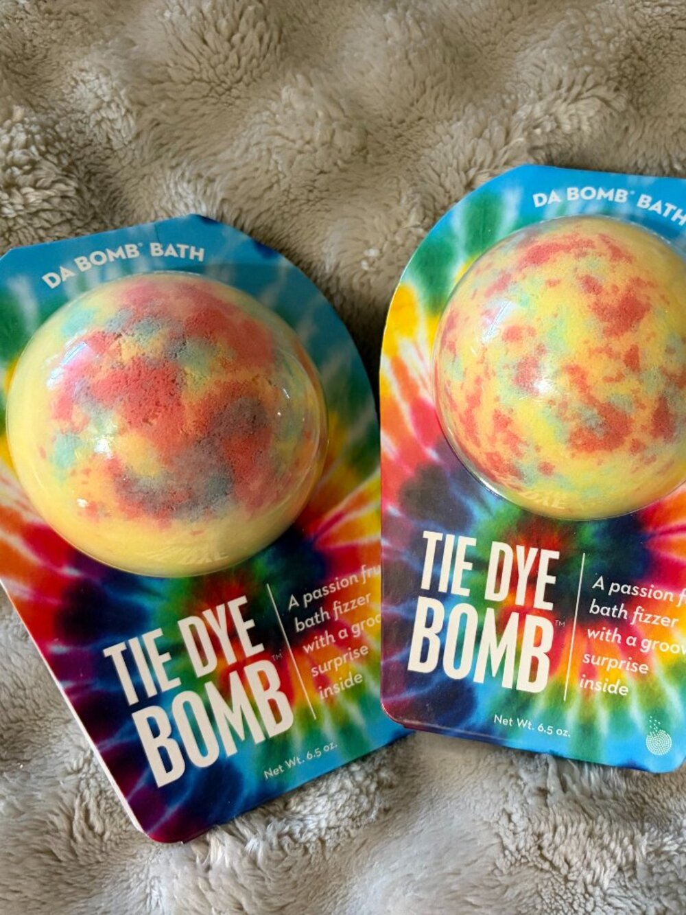 2Pack Da Bomb Tie Dye Bomb Bath Fizzy Passion Fruit Bath Fizzer Groovy Surprise